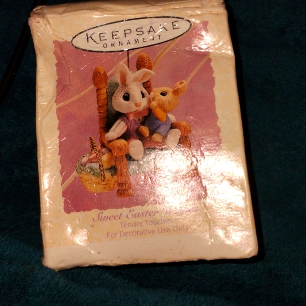 Sweet Easter Wishes Hallmark Keepsake Ornament 1994